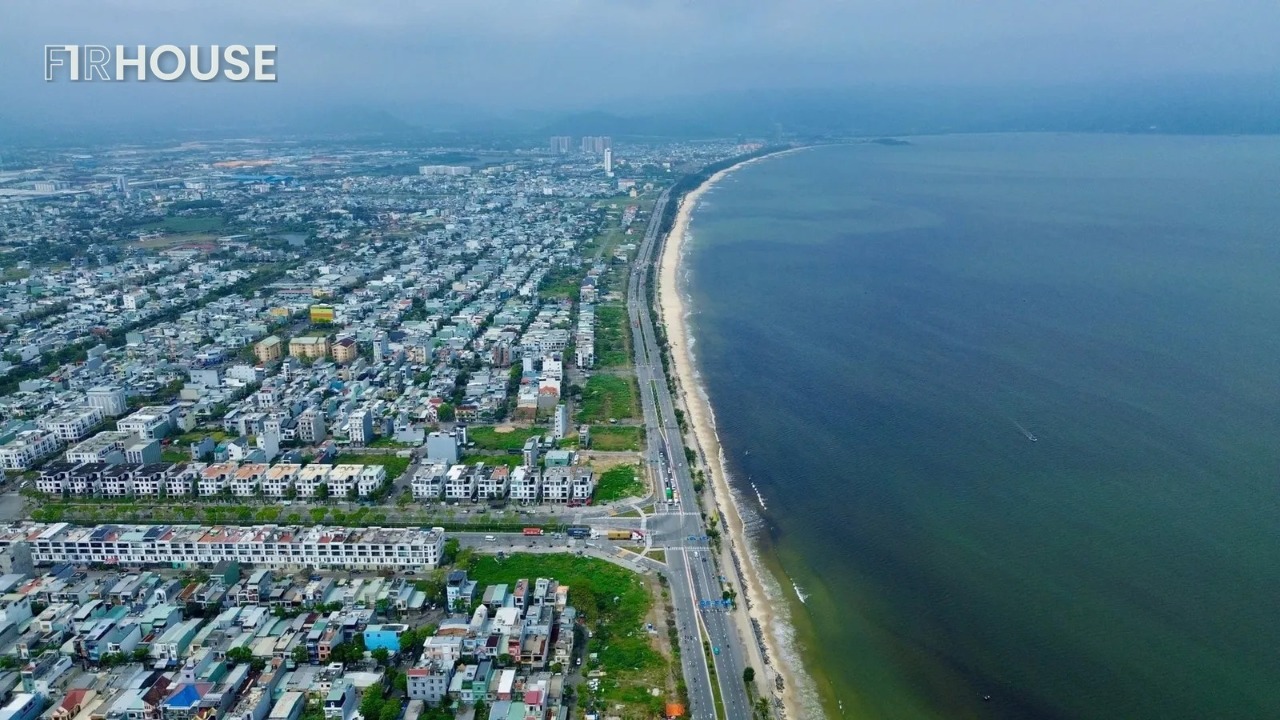Đà Nẵng đang mở rộng không gian đô thị về phía biển và các vùng ven — hướng phát triển được định hình sẵn trong các đồ án quy hoạch chung.