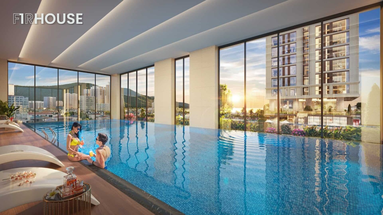 Bể bơi bốn mùa phong cách resort tại Sun Costa Residence.